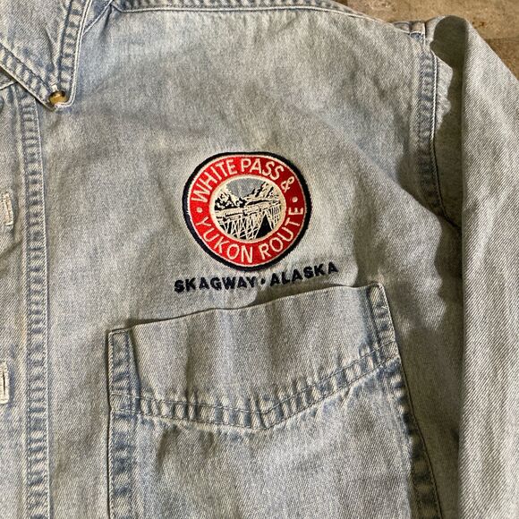 vintage alaska state denim button up size small - Picture 2 of 10